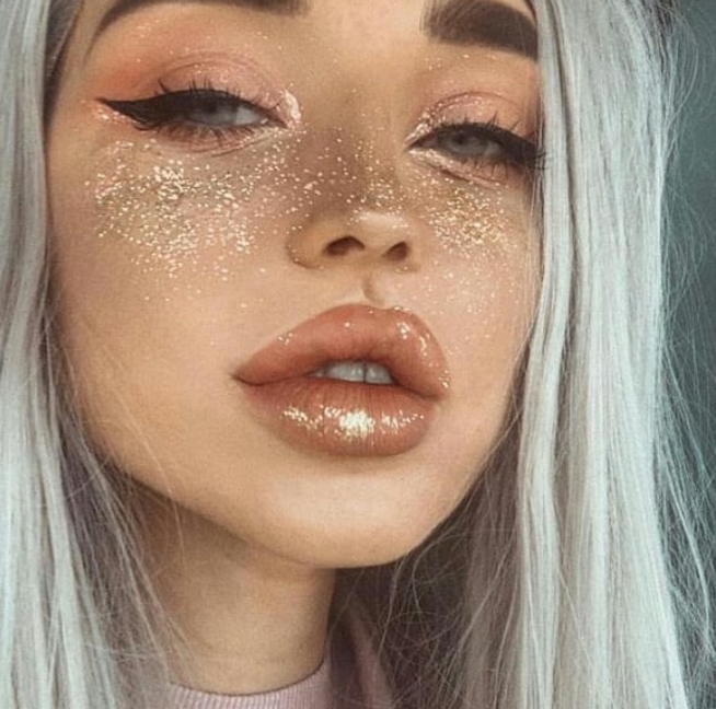 Год Желтого Кабана: какой макияж подойдет для новогоднего праздника